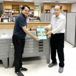ศูนย์บรรณสารสนเทศ ได้รับหนังสือบริจาคภาษาจีน ที่มีเนื้อหาด้านสมุนไพรและการแพทย์แผนจีน
